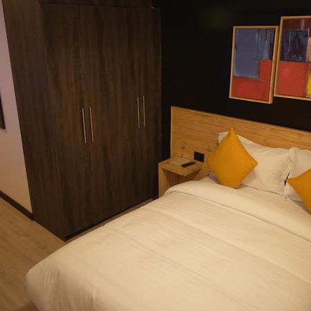 Hotel Vaway 昆卡 外观 照片