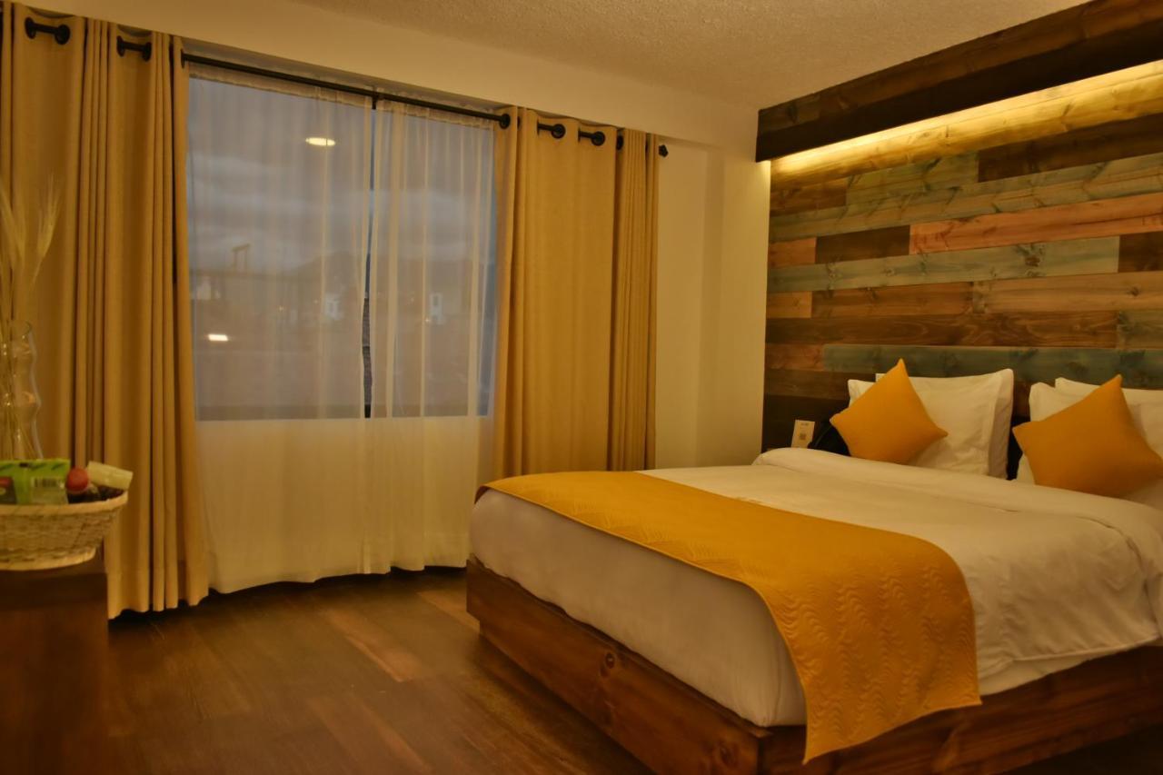 Hotel Vaway 昆卡 外观 照片