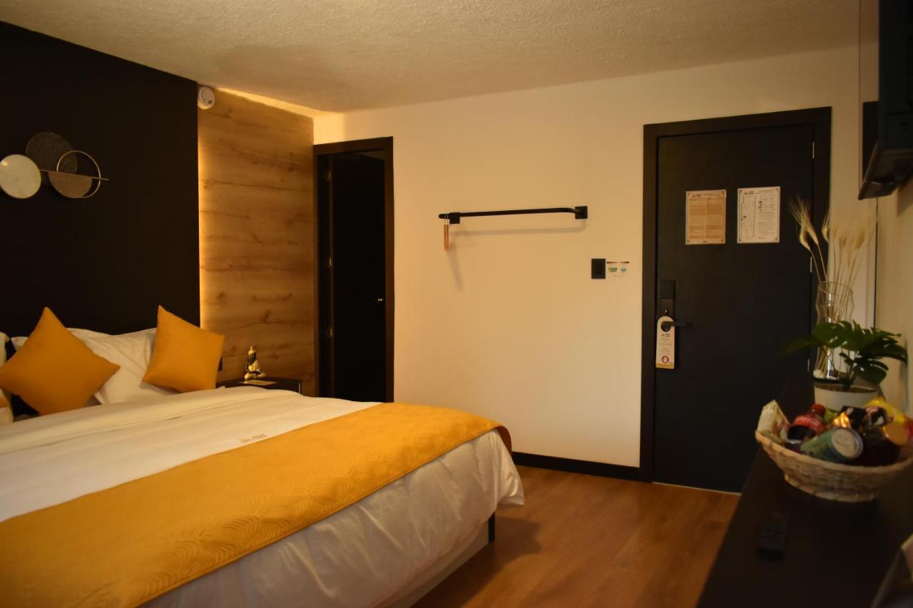 Hotel Vaway 昆卡 外观 照片