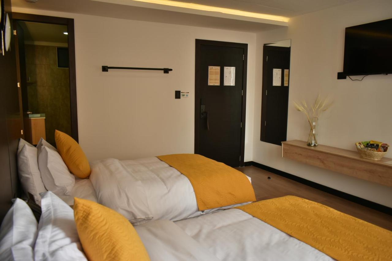 Hotel Vaway 昆卡 外观 照片