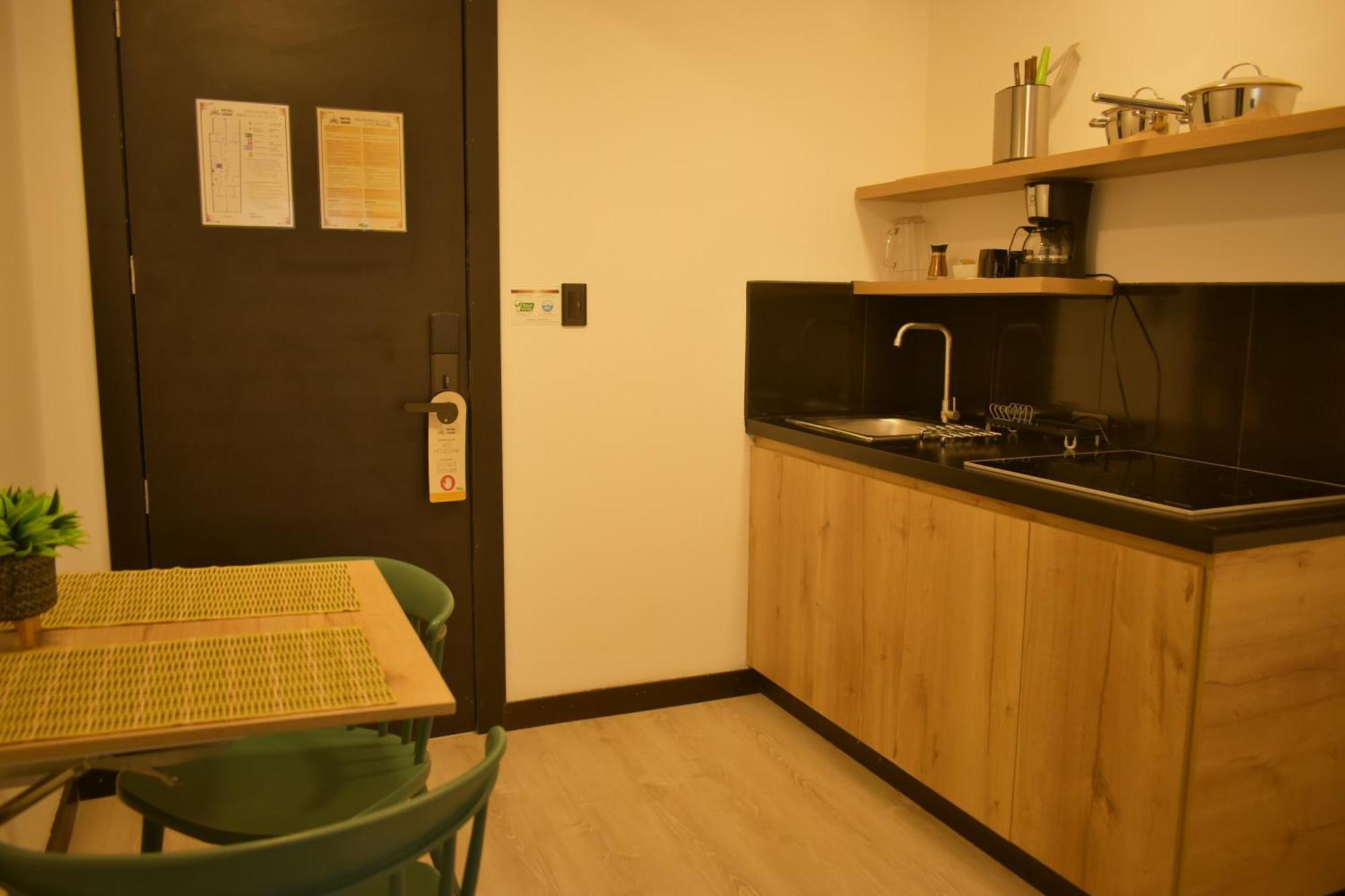 Hotel Vaway 昆卡 外观 照片